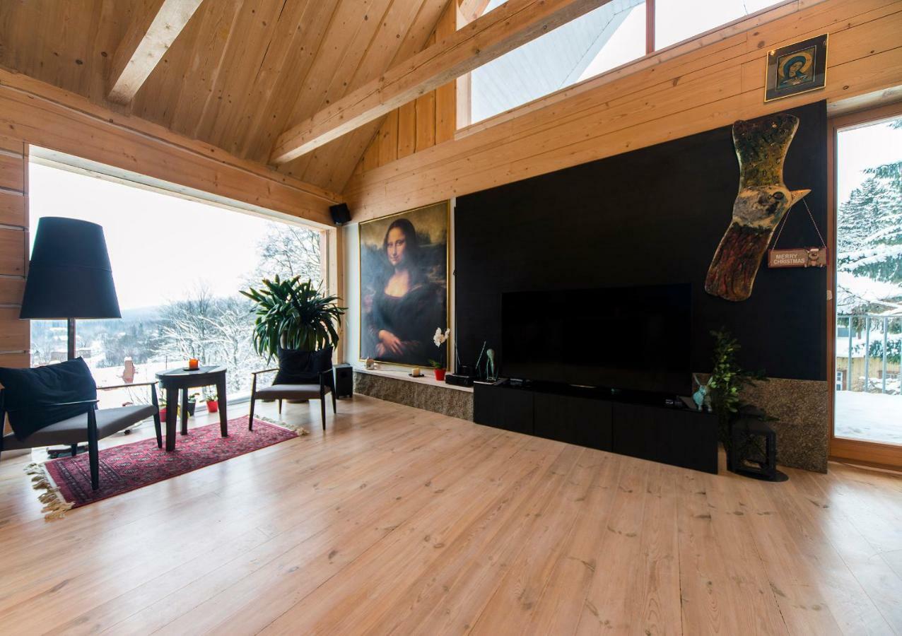 Sun & Ski Laser Apartment
